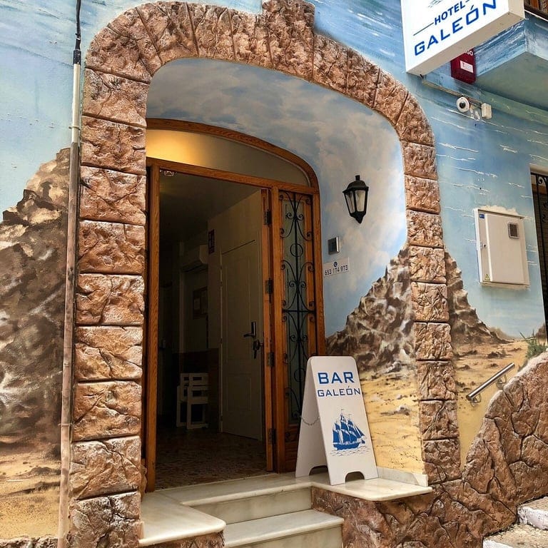 Klejnot korony starego miasta Calpe: inwestycja w hotelarstwo typu "pod klucz" - Foto 11
