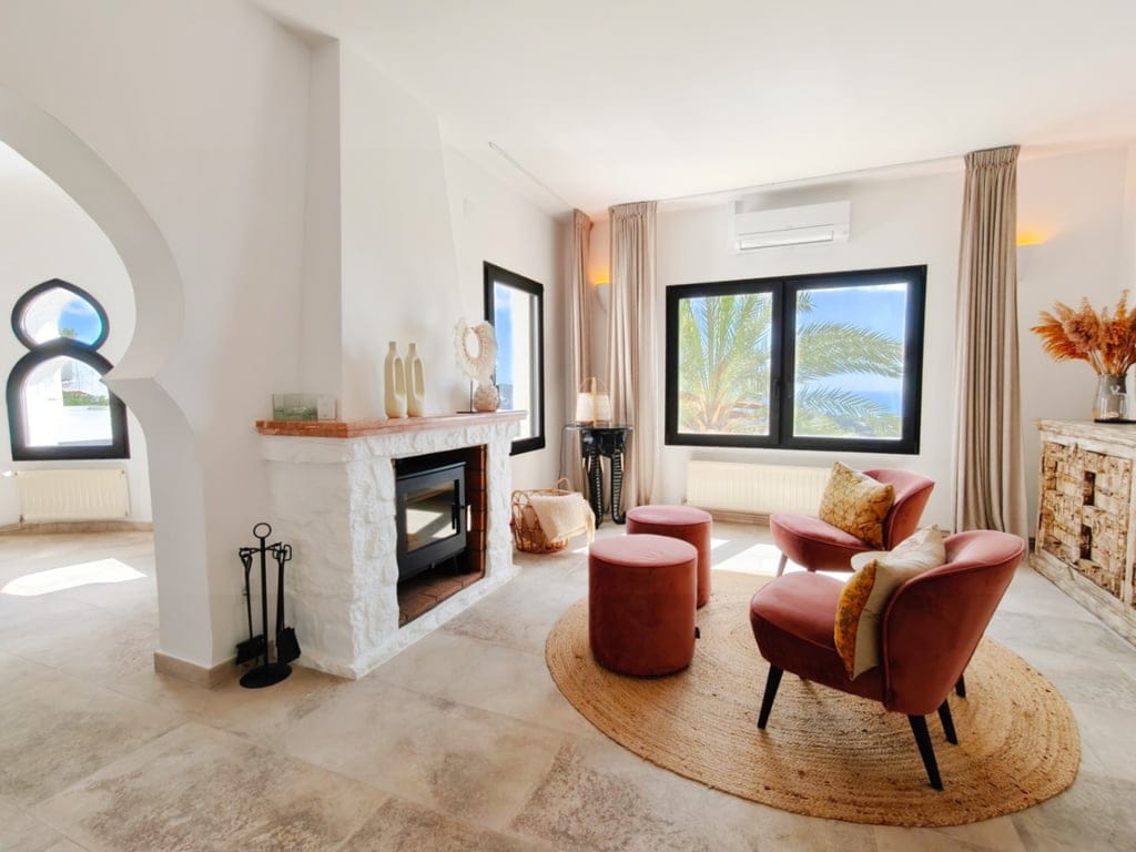 Luxury Villa for Sale with Pool and Sea Views in Pinar del Advocat - Foto 7