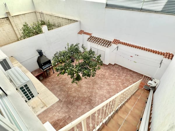 Casa de poble amb 2 habitatges independents a Pego - Foto 8