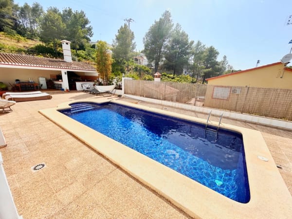 Villa for sale in Las Rotas, Dénia – Exclusive seafront opportunity - Foto 1