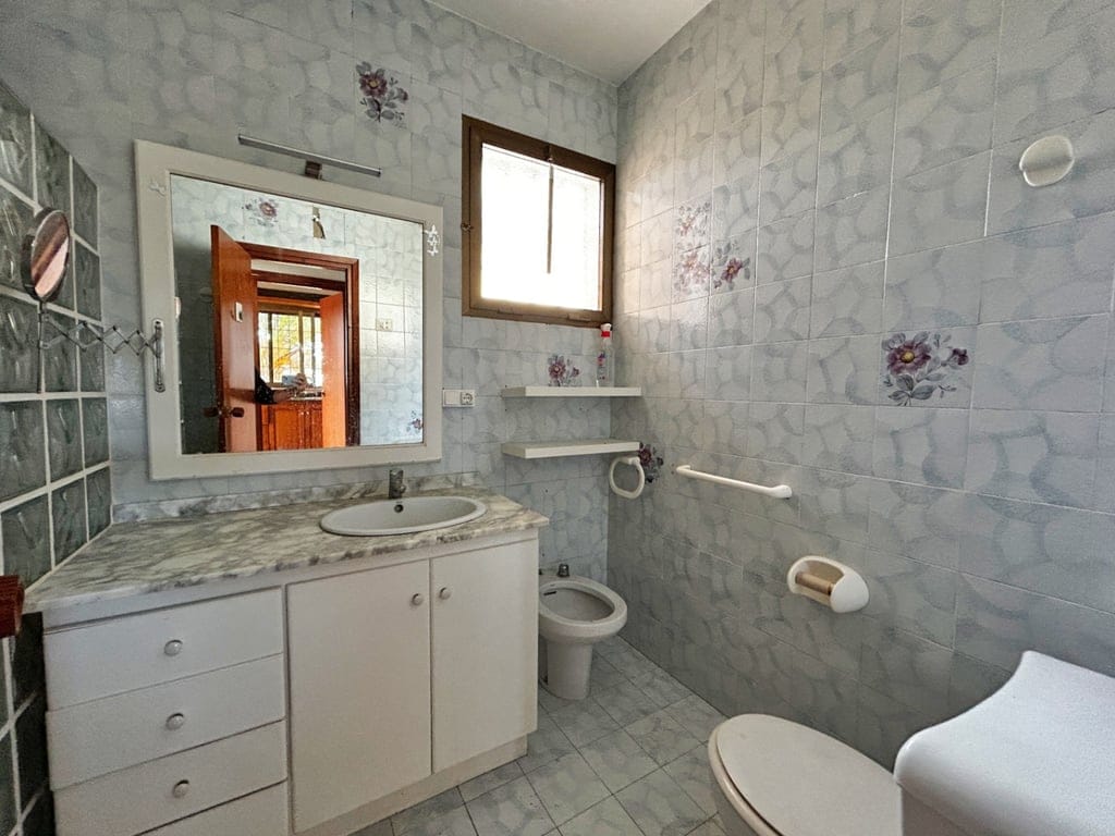 Incredible villa with sea views to renovate in Moraira – Great investment opportunity - Foto 17