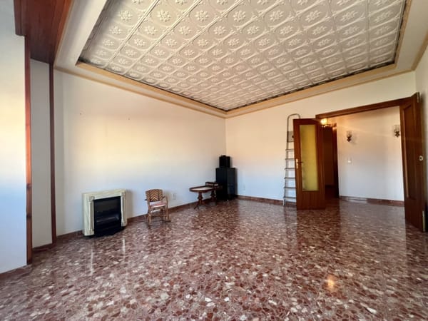 Magnífica casa con garaje para varios vehículos - Foto 11