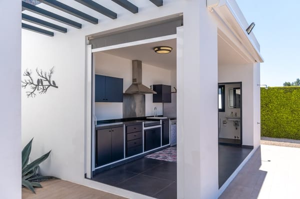 Exclusiva villa moderna con impresionantes vistas abiertas en una demandada zona de Jávea - Foto 53
