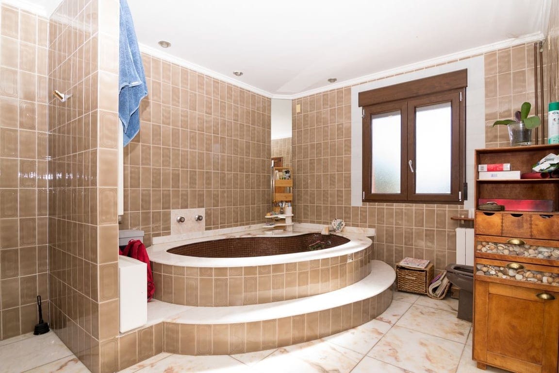 EINZELNE VILLA MIT POOL IN TORRECARRALS - Foto 22