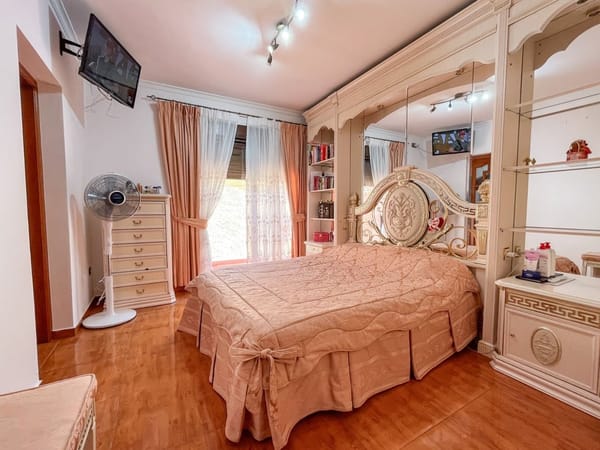 House for sale in Dénia with an active restaurant license in Las Marinas, 500 m from the sea. - Foto 19