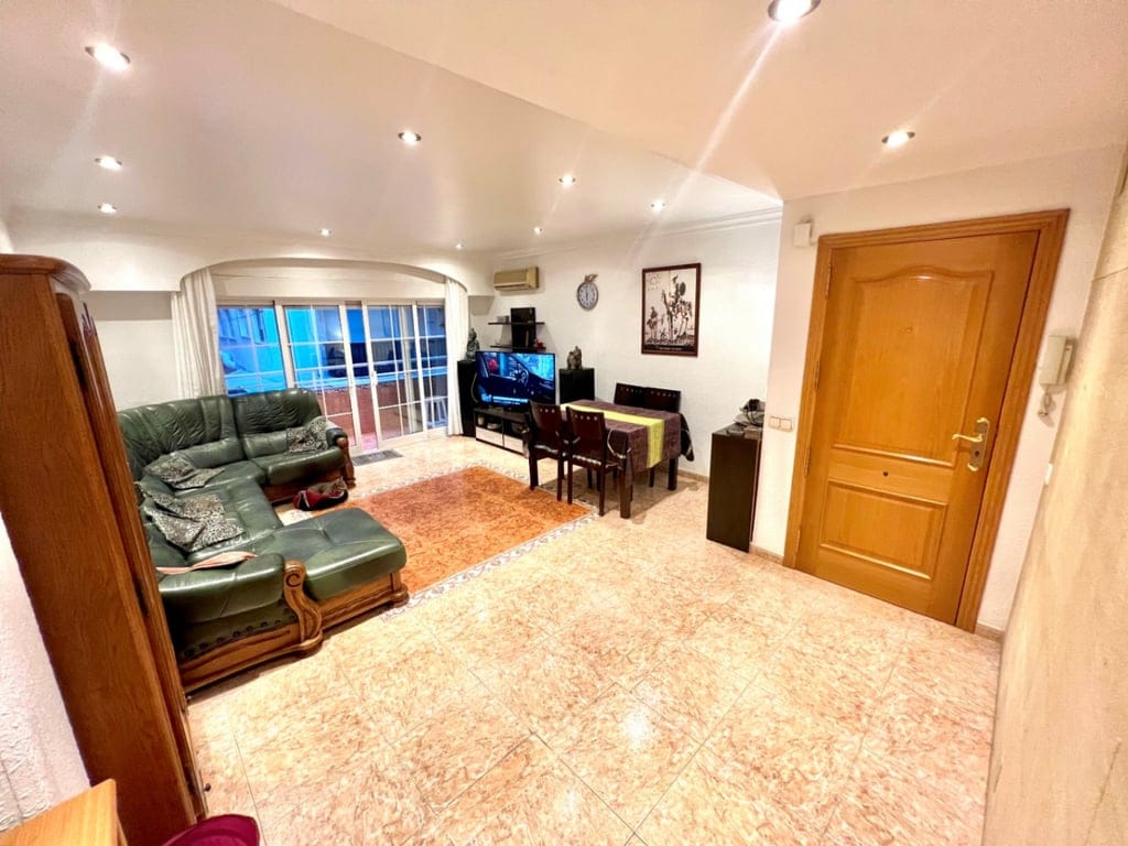 Apartment in Jávea with sea views and 2 interior patios - Foto 2