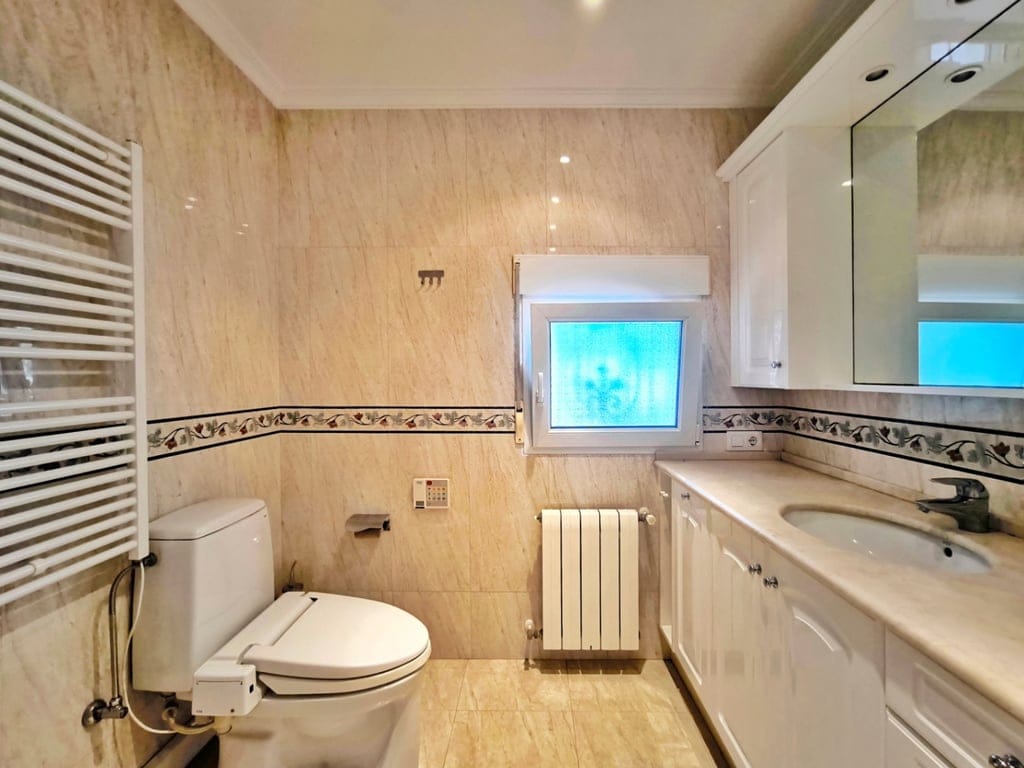 Villa con apartamento de invitados y vistas al mar en Dénia - Foto 42