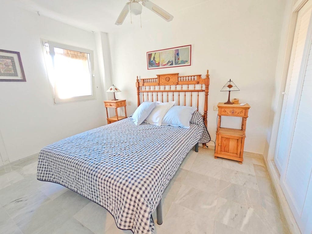 Two-bedroom apartment with sea views for sale in Dénia - Foto 6