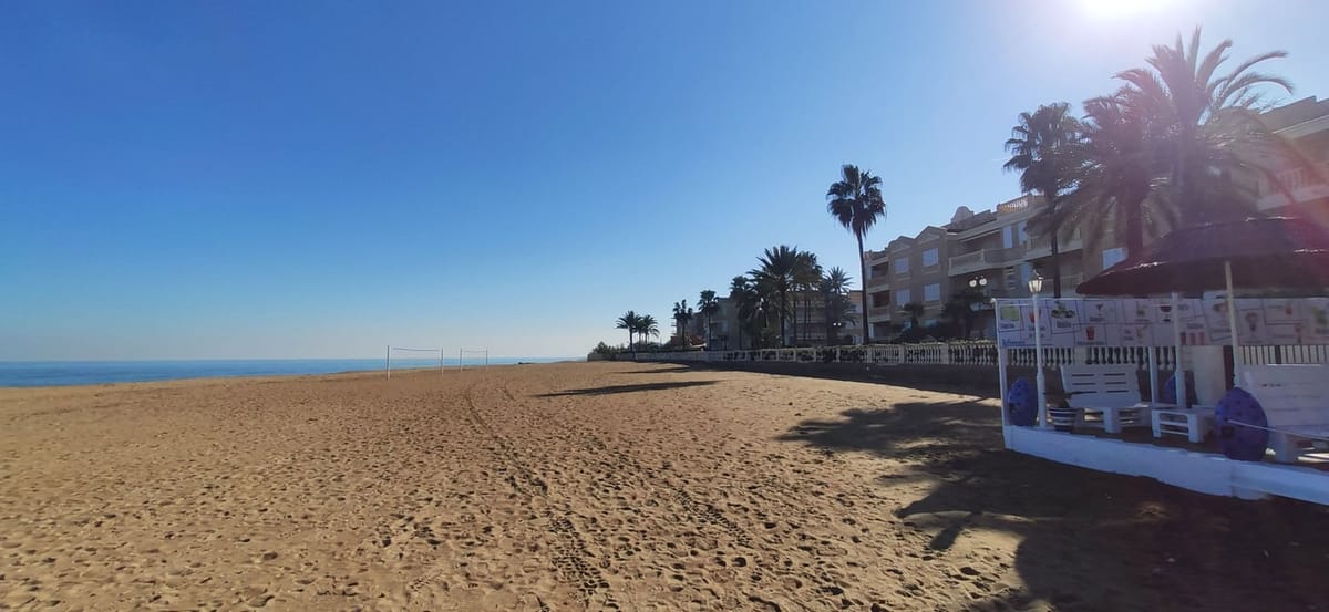 Two-bedroom apartment with sea views for sale in Dénia - Foto 17