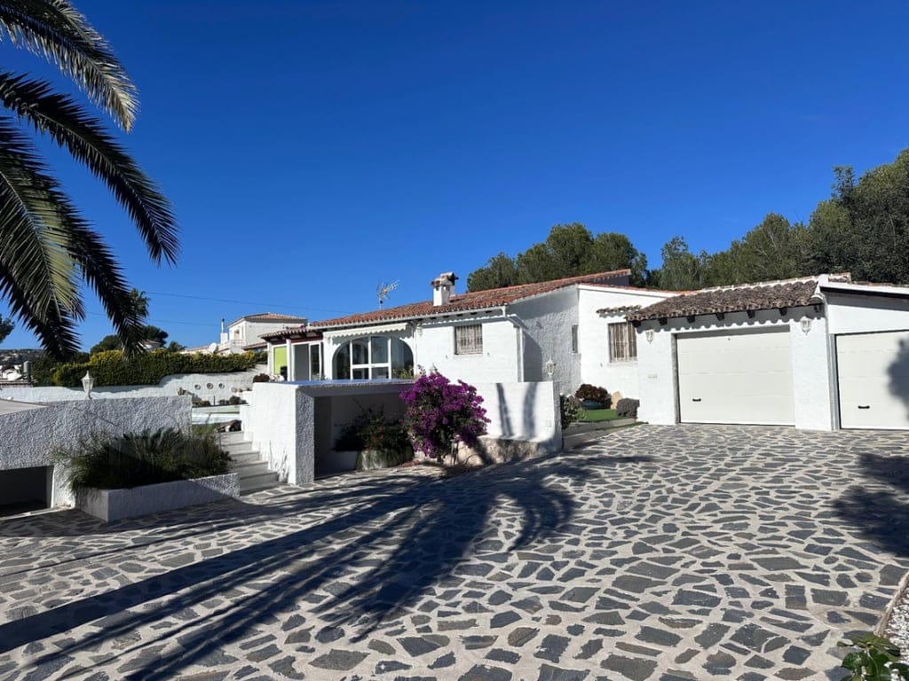 Single-storey sea view villa for sale in Moraira - Foto 2