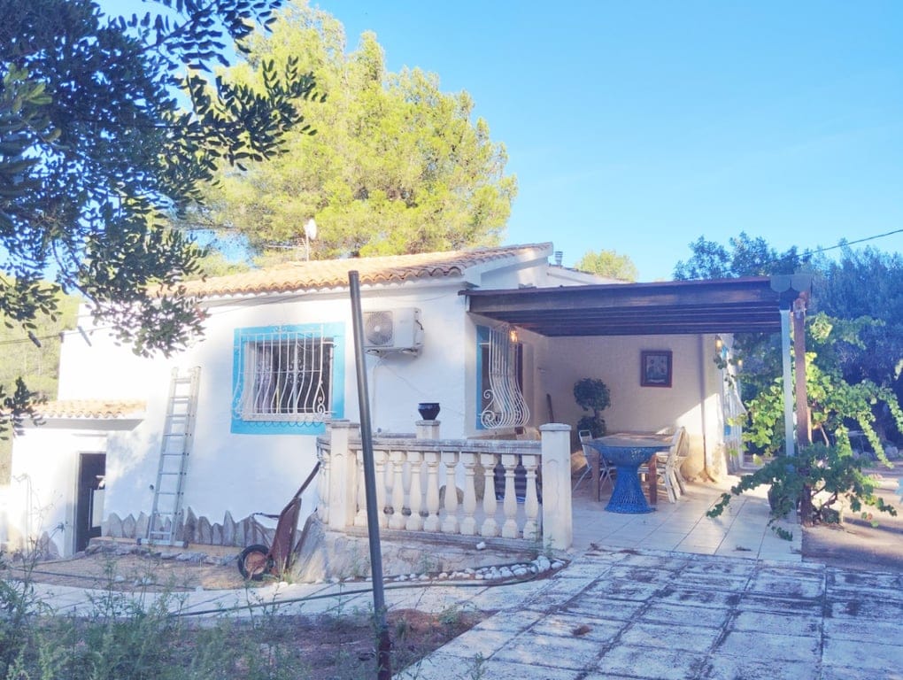 Renovated country house in Parcent: tranquility, fenced plot, nature, and comfort in a privileged setting. - Foto 27