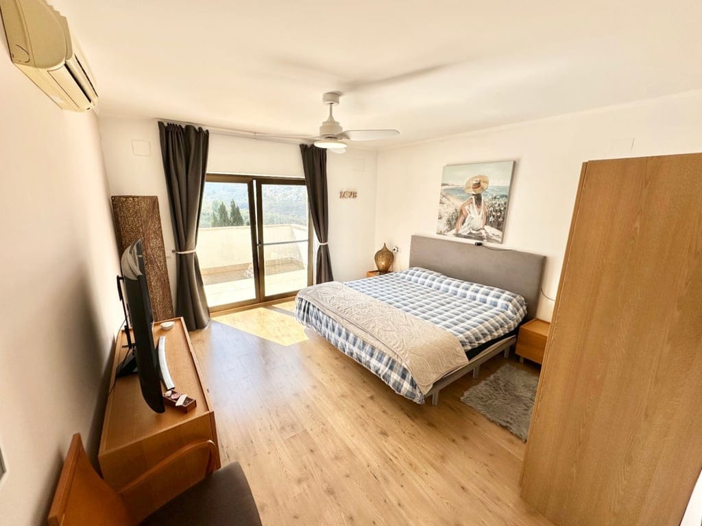 Uw oase in Monte Pego: chalet met een groot perceel, zwembad en volledige privacy - Foto 36