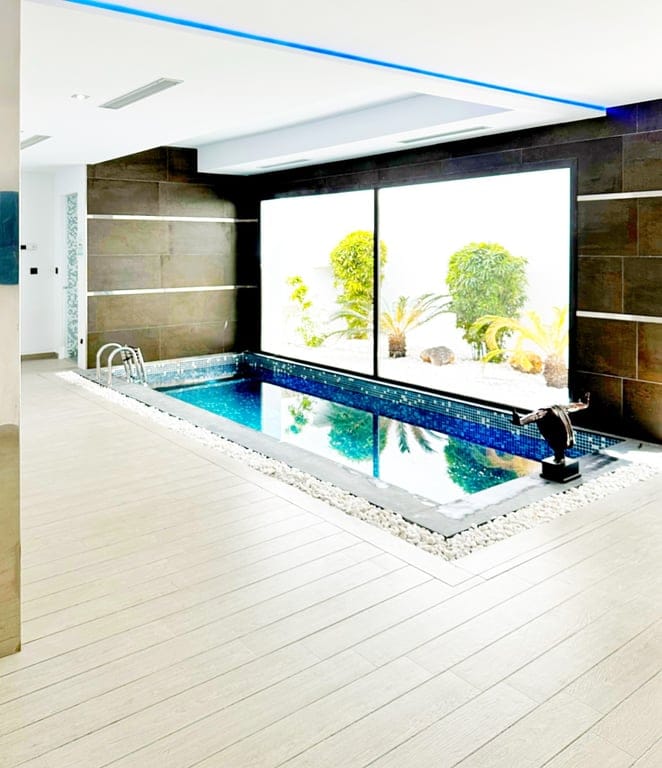 Luxury villa in Benitachell with sea views, infinity pool, and gym. - Foto 11