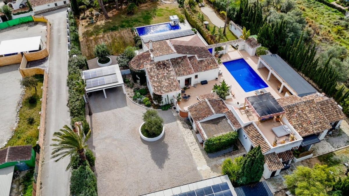 Renovated villa in the Montgo area with a separate guest house. - Foto 30