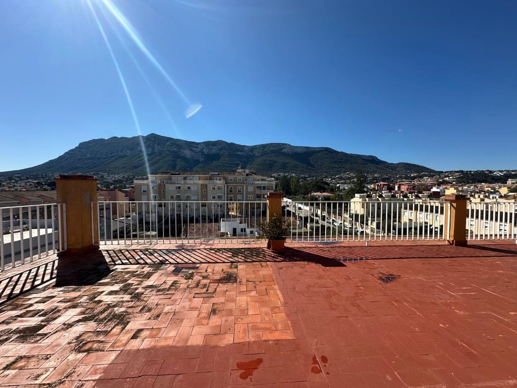 Penthouse for Sale in Dénia with Panoramic Views - Foto 2
