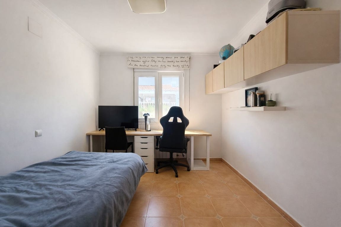 Villa de 3 dormitorios, apartamento de invitados y vistas al mar en el Montgó, Dénia - Foto 37