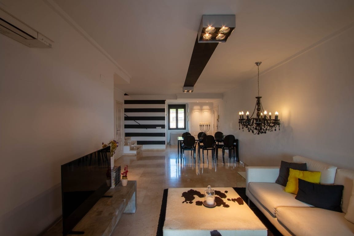 South facing top floor duplex in Port for winter rental - Foto 14