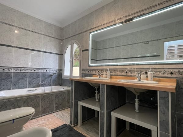 Villa de lujo con vista al mar en venta en Calpe - Foto 16