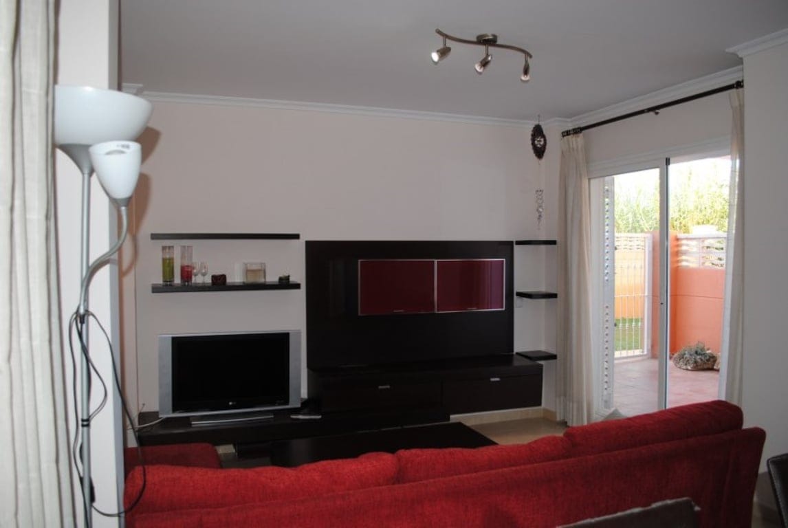 Apartment in Denia on the ground floor with 2 bedrooms and a private terrace for sale. - Foto 12