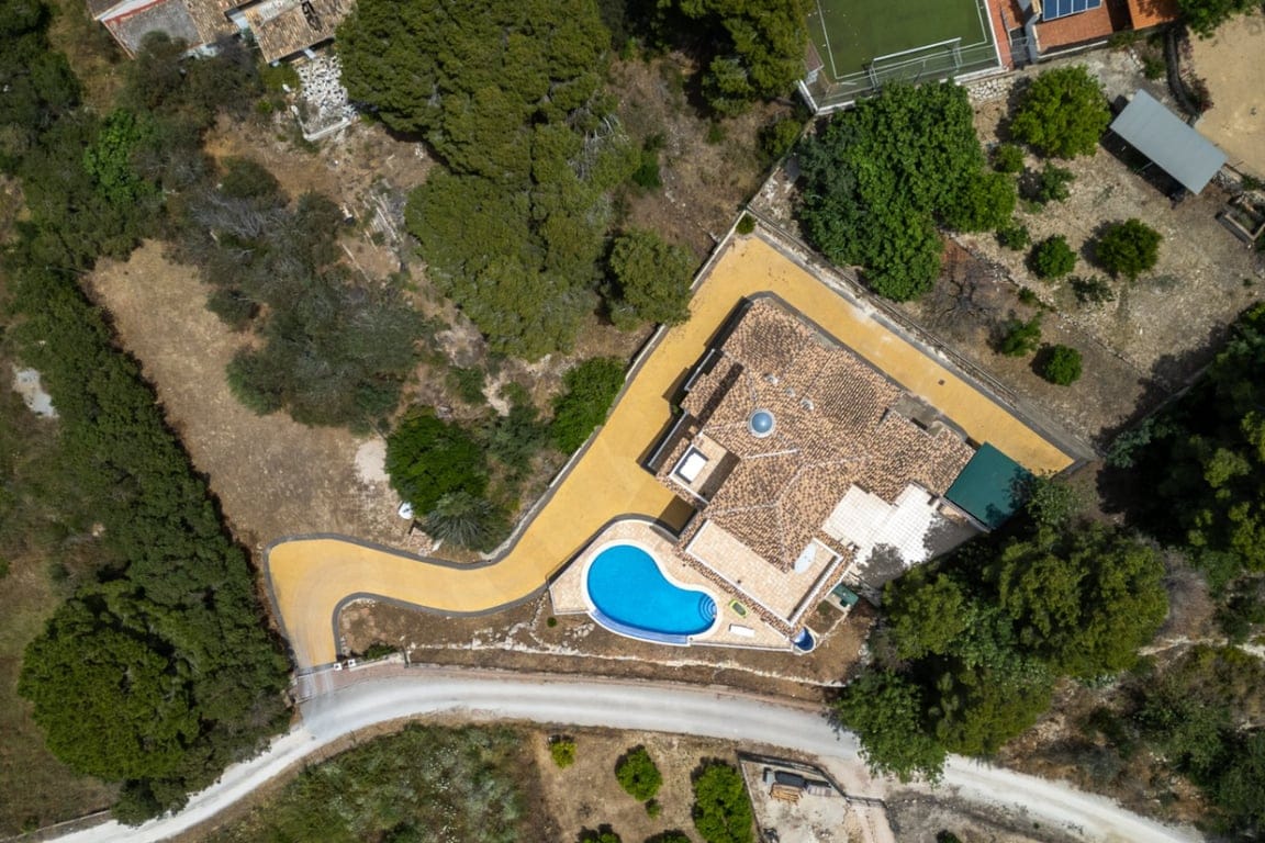 Villa met vrij uitzicht in een rustige omgeving dicht bij het centrum van de stad Jávea - Foto 56