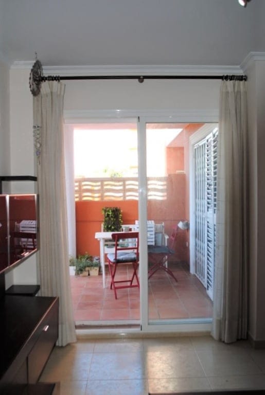 Apartment in Denia on the ground floor with 2 bedrooms and a private terrace for sale. - Foto 8