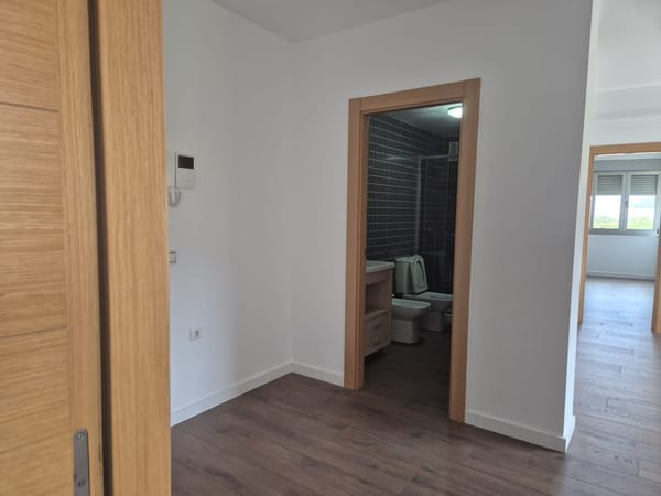 Piso de 2 habitaciones con garaje - Foto 3