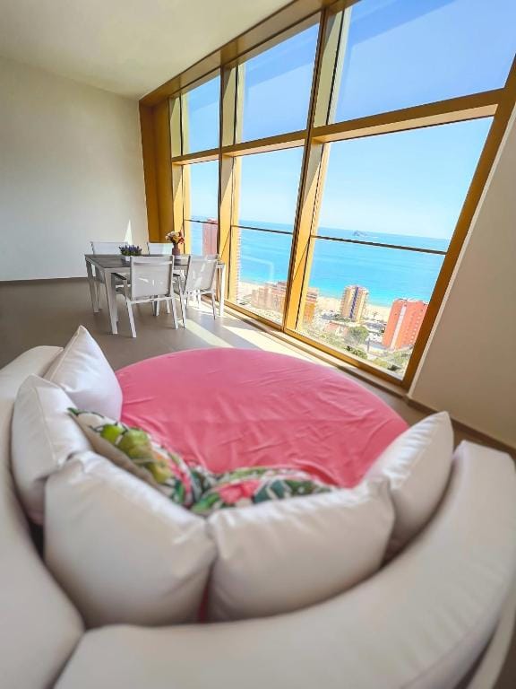 Suite de 2 Dormitorios con Licencia Turística en el Residencial Más Alto de España - Foto 12