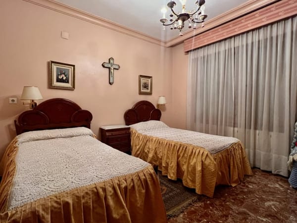 CHALET CON PISCINA, PARKING Y NAVE INDUSTRIAL EN VENTA - Foto 24