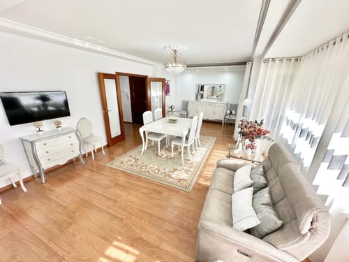 Dorfhaus mit 2 unabhängigen Wohnungen in Pego