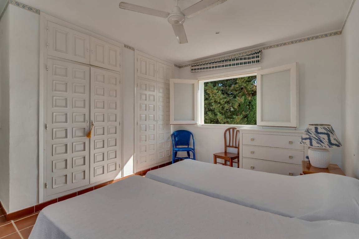 Stunning villa with amazing sea views in the El Tosalet urbanization. - Foto 28