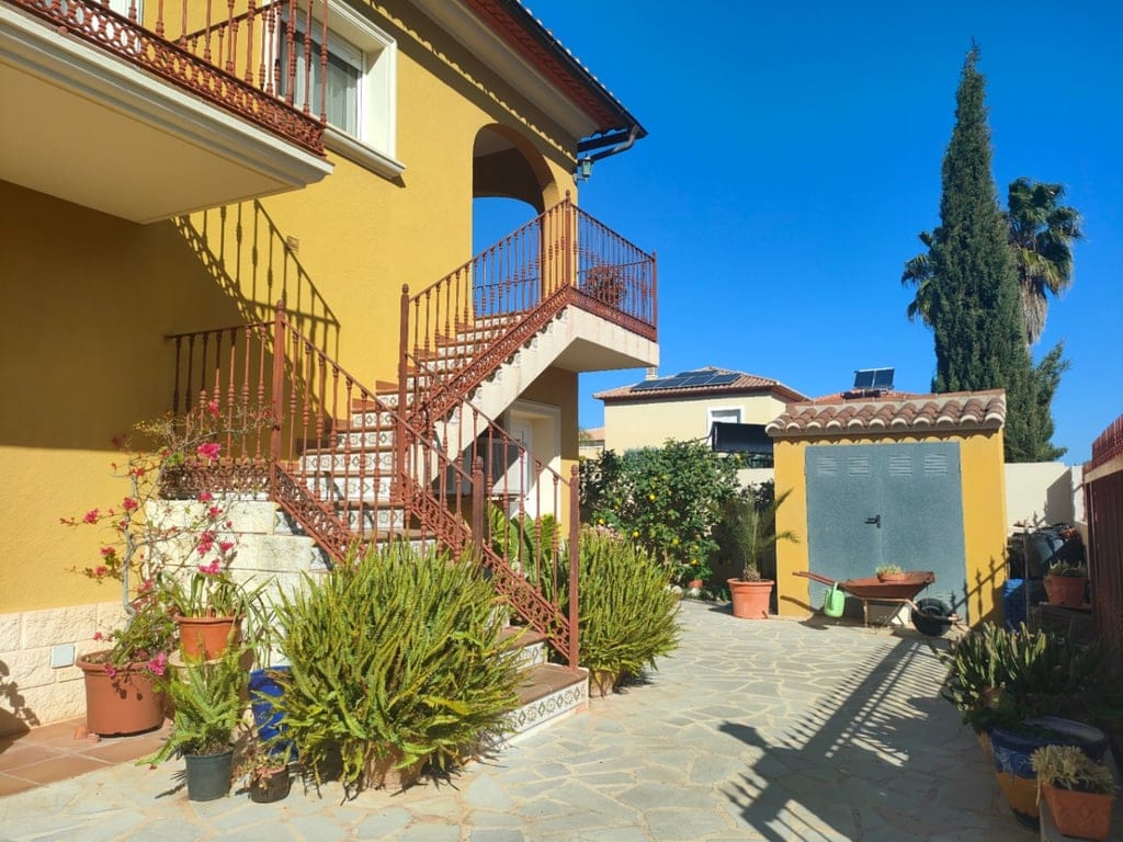 Chalet de 3 habitaciones en Pedreguer - Foto 2