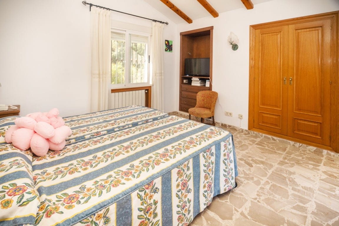 Villa for sale in Denia with sea views - Foto 10