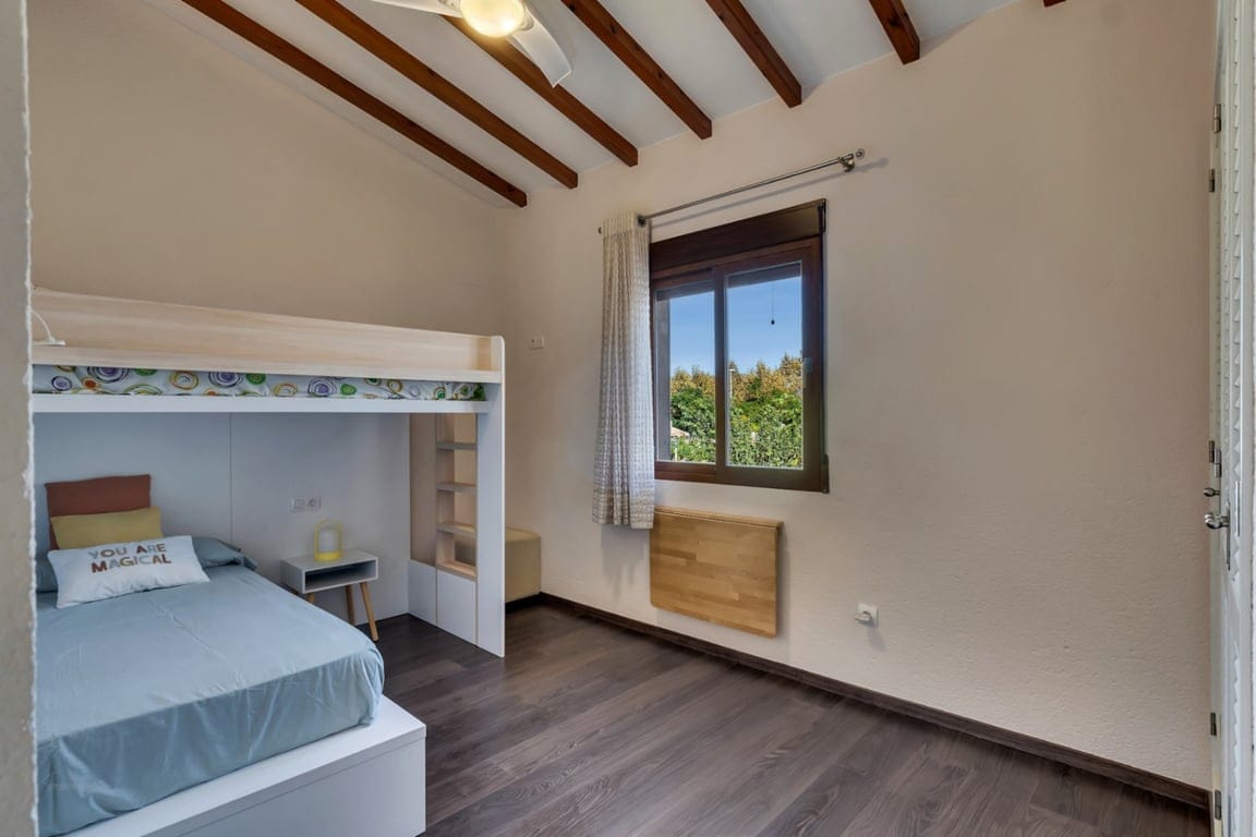 Exklusives Reihenhaus in Jávea, 500 m vom Meer entfernt, mit 4 Schlafzimmern und Gemeinschaftspool. - Foto 32