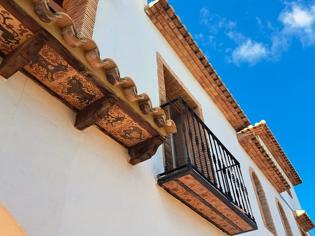 Family villa with pool for sale in Orba - Foto 8