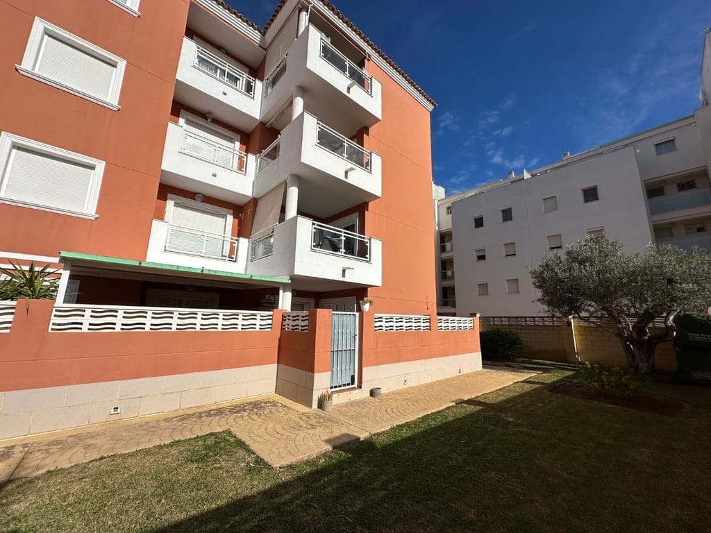 Apartment in Denia on the ground floor with 2 bedrooms and a private terrace for sale. - Foto 5