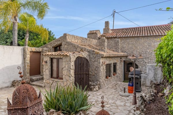 Villa con apartamento de invitados, totalmente renovada y cerca del casco antiguo de Jávea - Foto 3