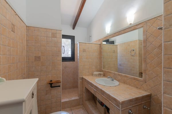 Elegante Chalet en la Prestigiosa Urbanización La Lluca, Jávea - Foto 14