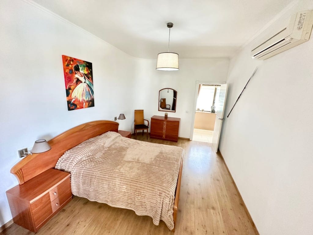 Uw oase in Monte Pego: chalet met een groot perceel, zwembad en volledige privacy - Foto 20