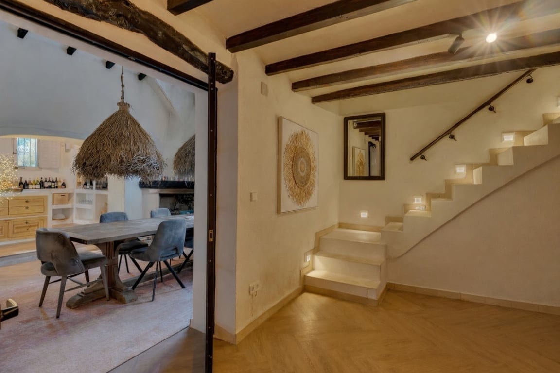 Exclusives, komplett renoviertes Anwesen mit großem Grundstück von 11.367 m2. - Foto 22