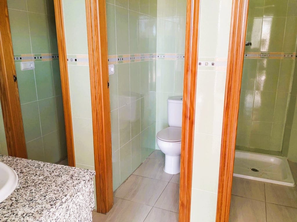 Multifunctional premises on the ground floor with excellent accessibility and outdoor space - Bellreguard - Foto 7