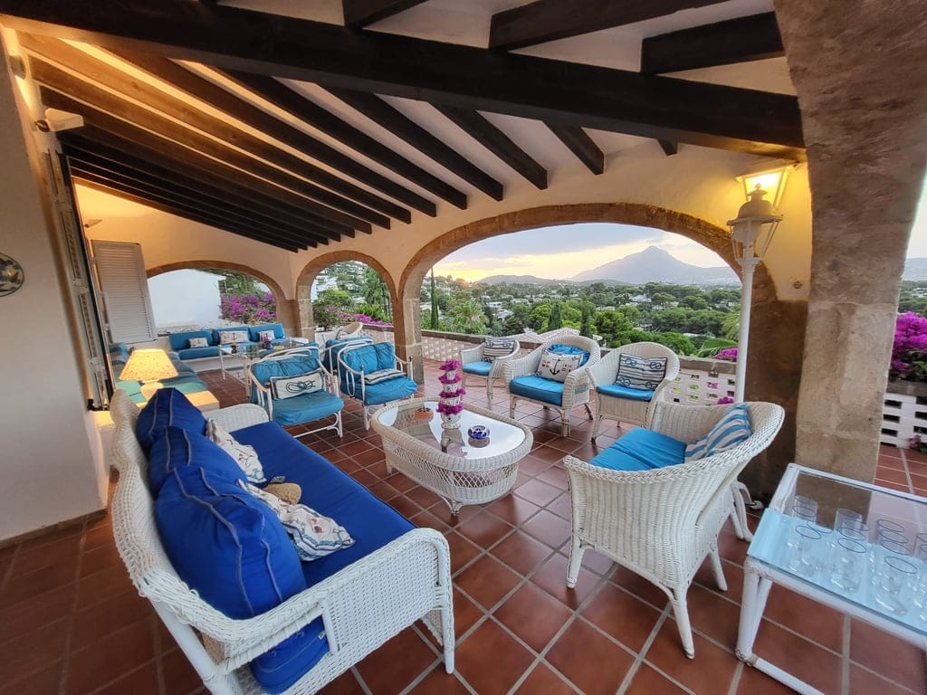 Stunning villa with amazing sea views in the El Tosalet urbanization. - Foto 52