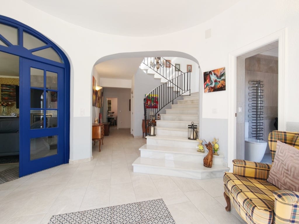 Estilo de vida mediterráneo en su máxima expresión – Exclusiva finca en el campo de golf La Sella - Foto 18