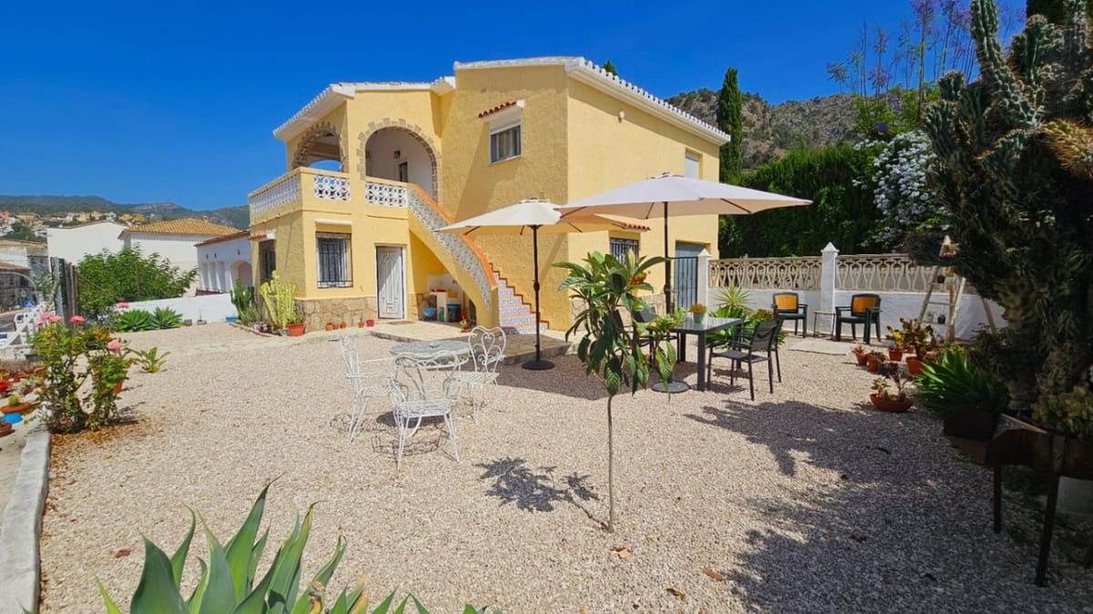 Villa in Adsubia with spectacular views