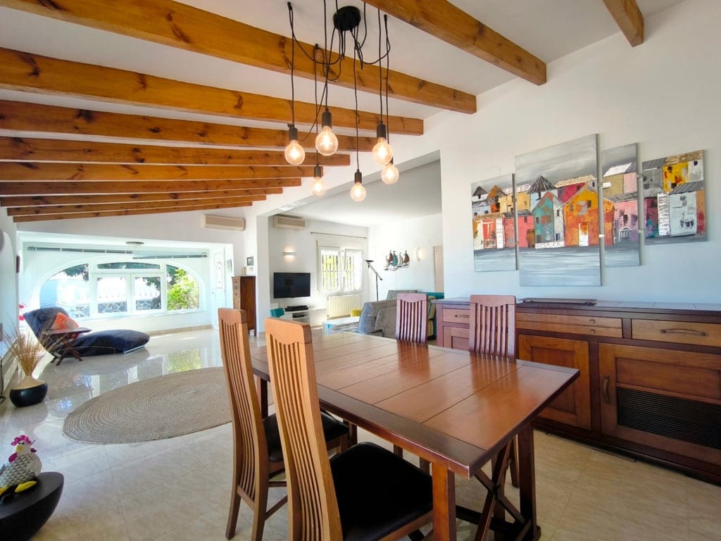 Villa con apartamento de invitados y vistas al mar en Dénia - Foto 18