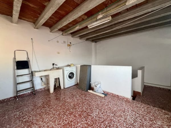Magnífica casa con garaje para varios vehículos - Foto 46