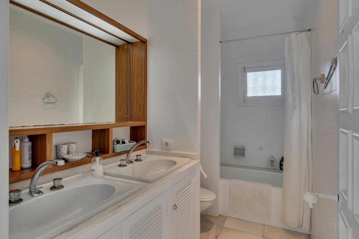 Stunning villa with amazing sea views in the El Tosalet urbanization. - Foto 21