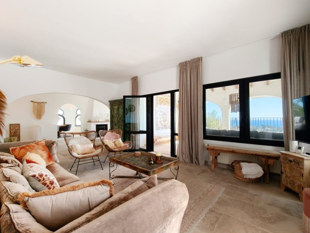 Luxury Villa for Sale with Pool and Sea Views in Pinar del Advocat - Foto 12