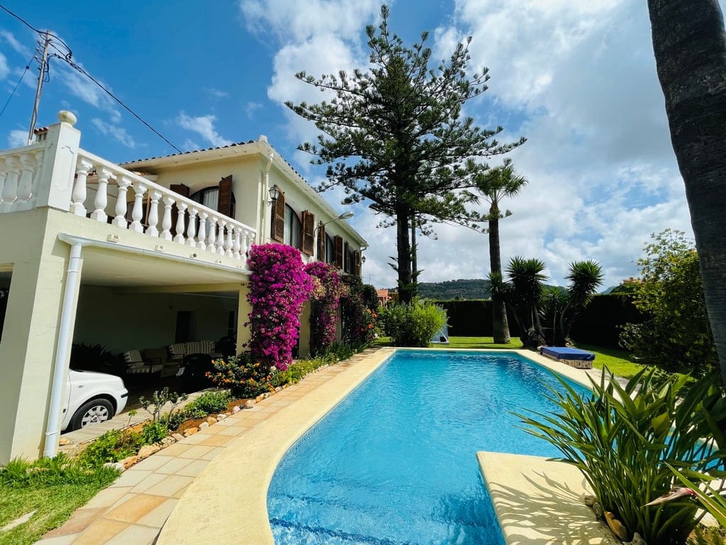 Pedreguer. Spacious country house with pool for sale - Foto 57