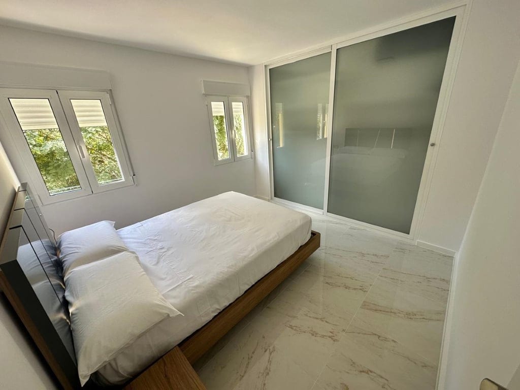 Renovated 2-bedroom apartment in the center of Denia - Foto 6