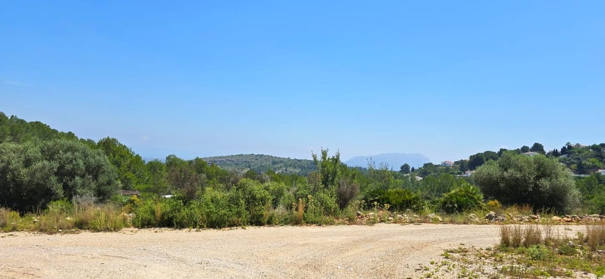 Progetto con licenza, SENZA COSTRUZIONE, piscina privata e 4 camere da letto - Foto 3